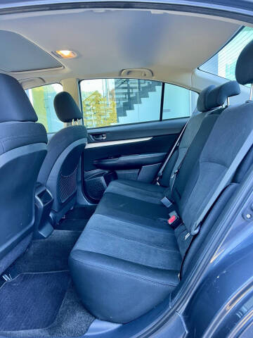 2014 Subaru Legacy 2.5i Premium