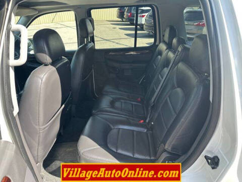 2004 Ford Explorer Limited