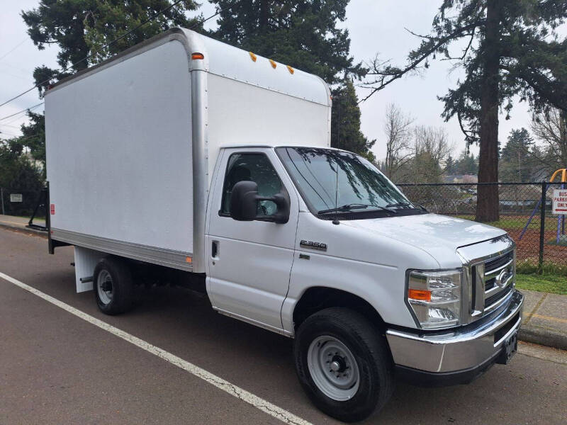 2016 Ford E-Series for sale at RJB Investments LLC in Milwaukie OR