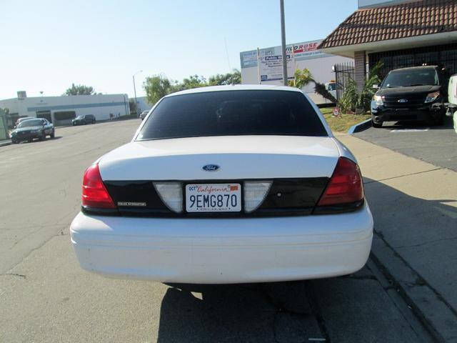 2011 Ford Crown Victoria Police photo 5