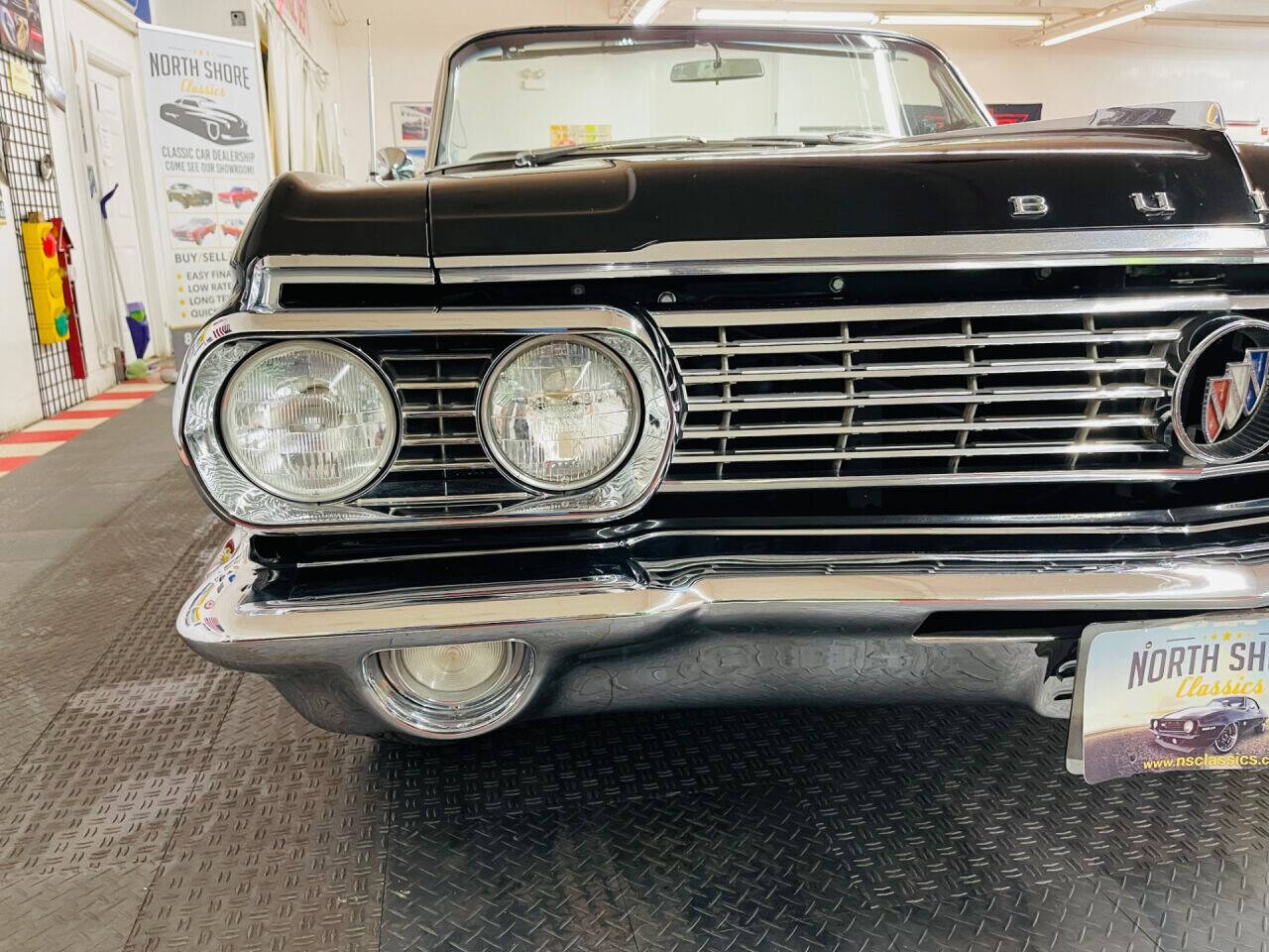 1963 Buick Electra 26
