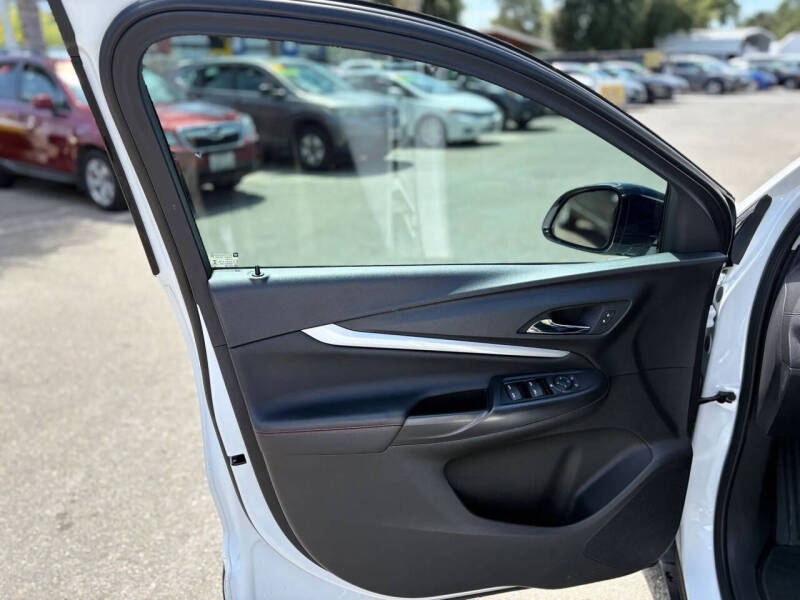 2023 Chevrolet Bolt EUV LT
