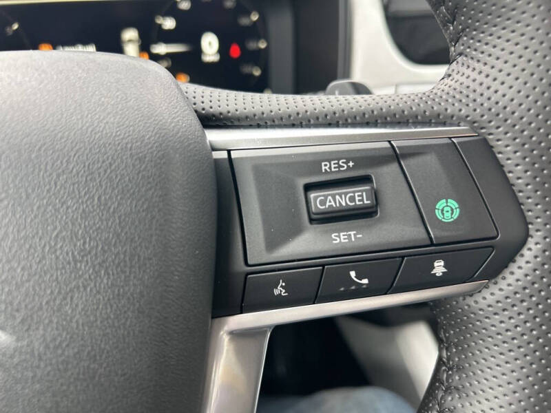 2025 Mitsubishi Outlander SEL Platinum Edition