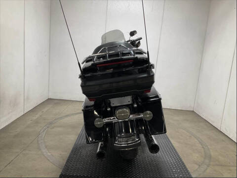 2011 Harley-Davidson ELECTRA GLIDE ULTRA LI