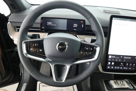 2025 Volvo EX90 Twin Plus 6P