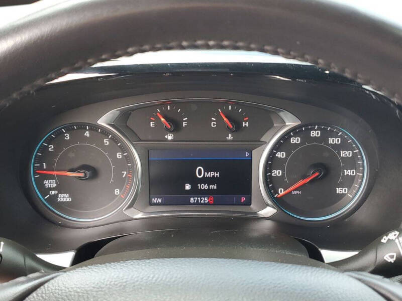 2022 Chevrolet Traverse LT Cloth