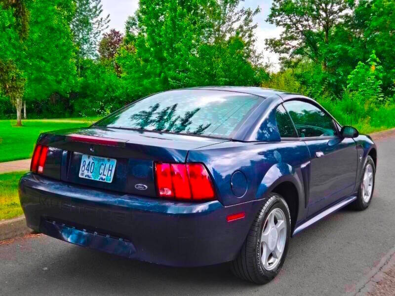 2002 Ford Mustang's photo