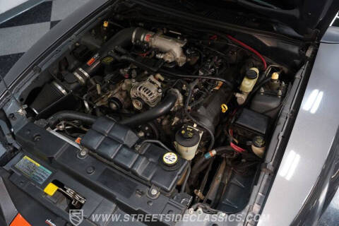 2004 Ford Mustang GT Deluxe