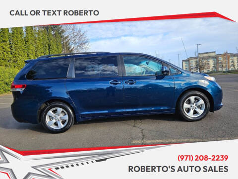 2011 Toyota Sienna LE 7-Passenger Auto Access Seat