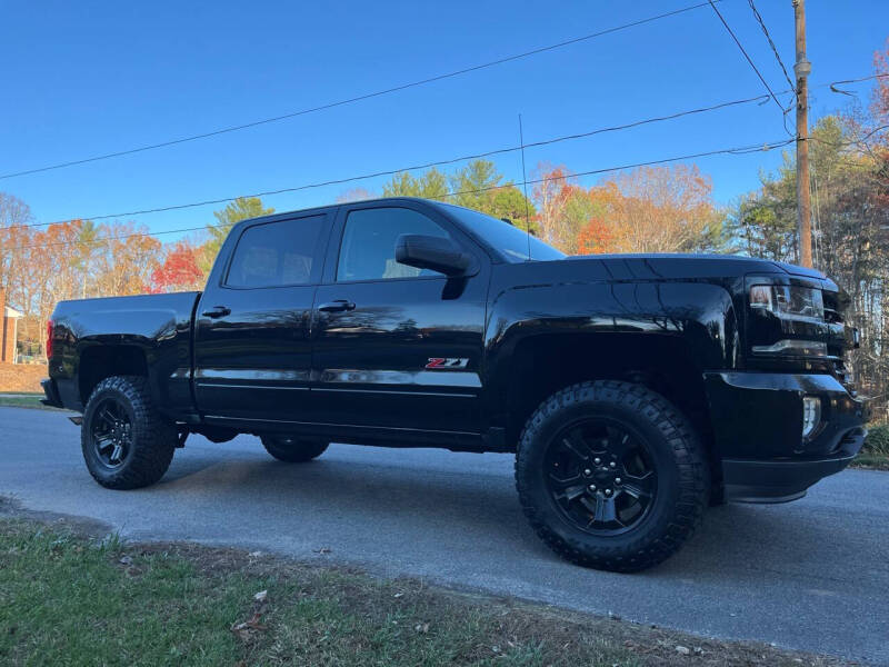 2016 Chevrolet Silverado 1500 LTZ photo 3