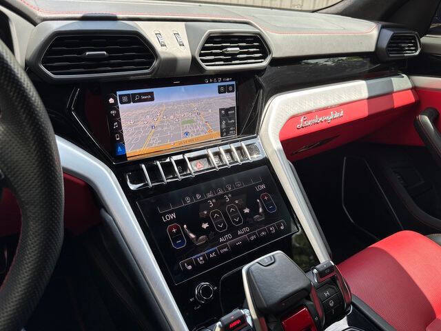 2020 Lamborghini Urus