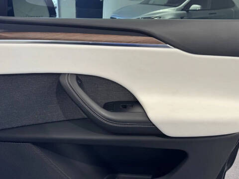 2023 Tesla Model X