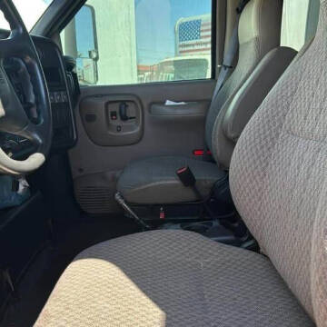 2008 GMC 6500 Lo Pro