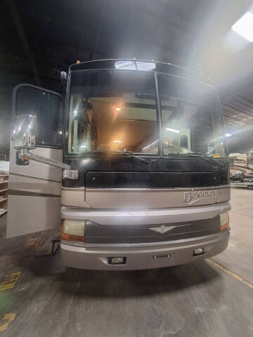 2004 Fleetwood RV Discovery 39S