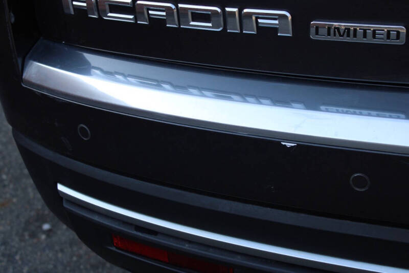2017 GMC Acadia Limited