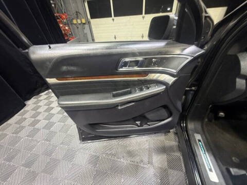 2018 Ford Explorer Platinum