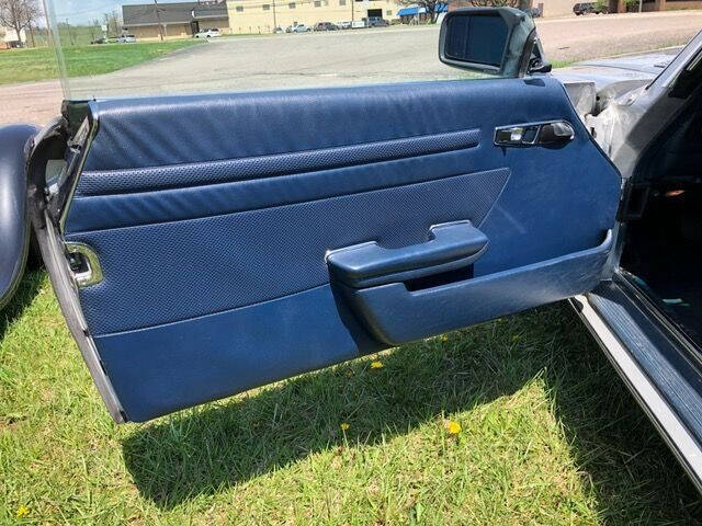 1977 Mercedes-Benz 450-Class