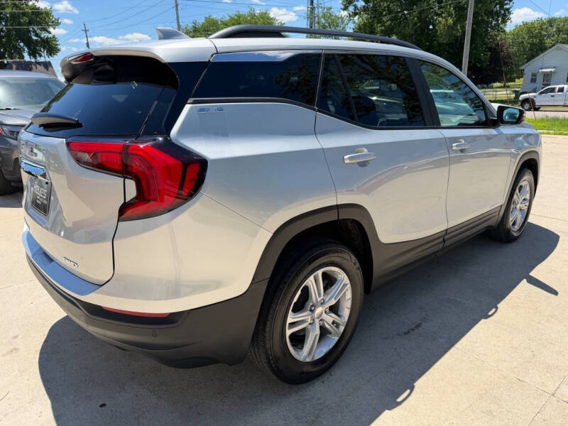 2021 GMC Terrain SLE