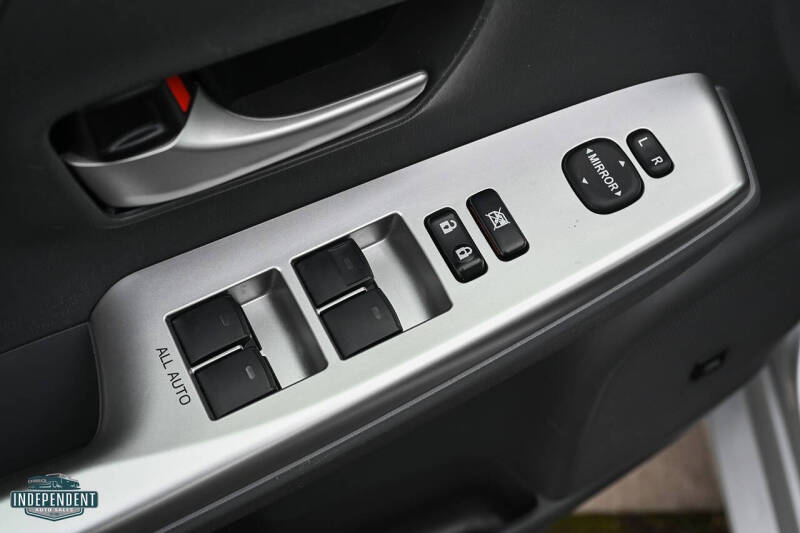 2012 Toyota Prius v Two