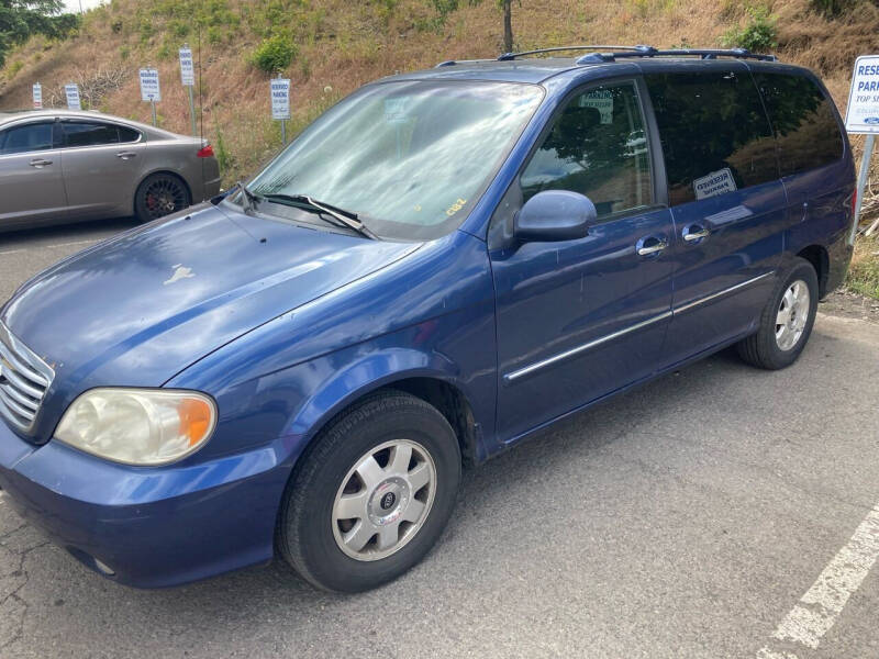 2002 Kia Sedona for sale at Blue Line Auto Group in Portland OR