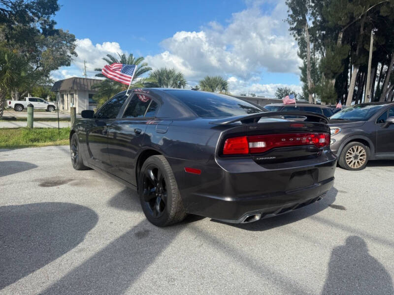 2013 Dodge Charger R/T Plus