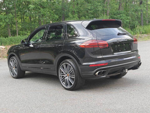 2015 Porsche Cayenne Turbo