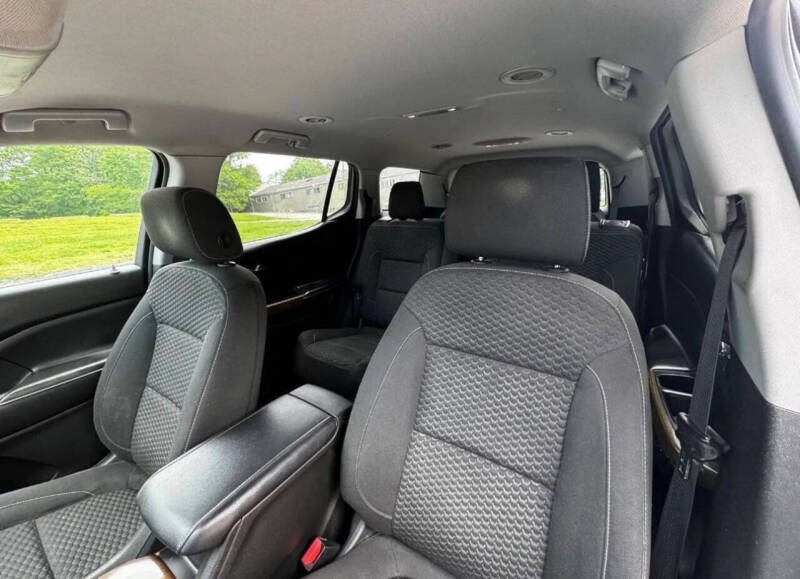 2017 GMC Acadia SLE-2