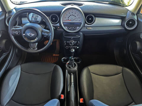 2012 MINI Cooper Hardtop