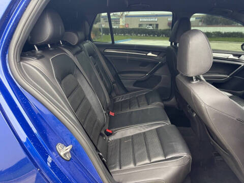 2018 Volkswagen Golf R 4Motion