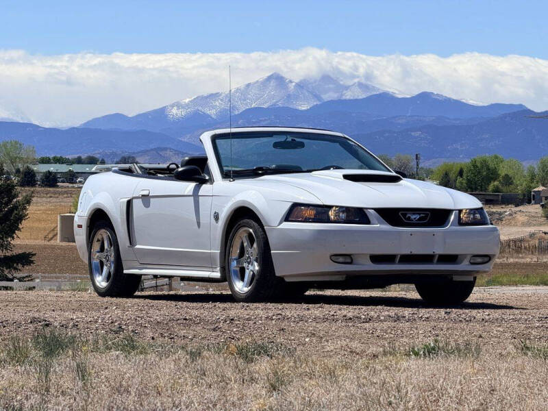 2004 Ford Mustang GT Deluxe