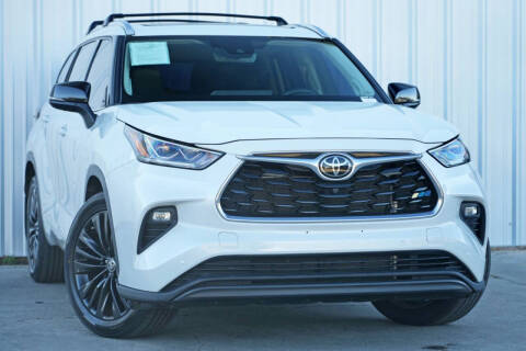 2022 Toyota Highlander Platinum