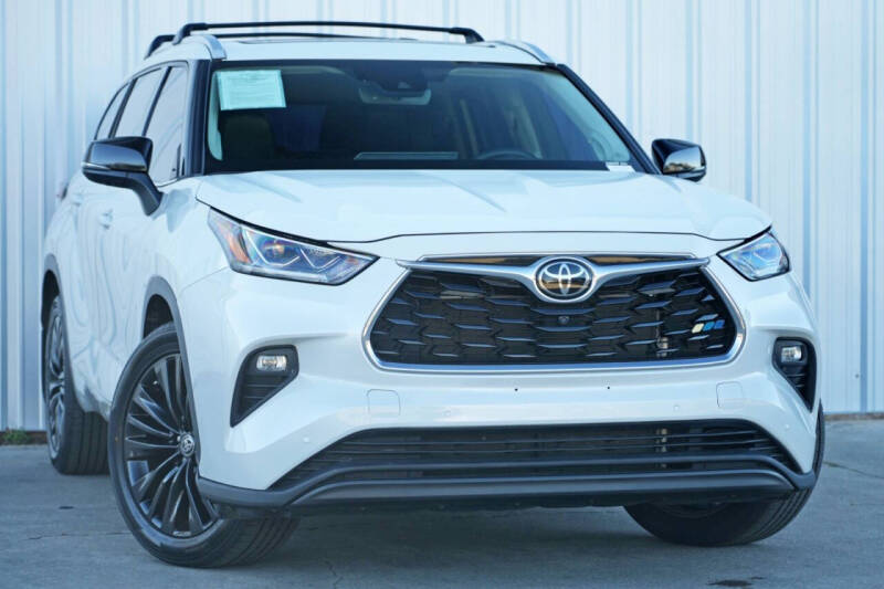 2022 Toyota Highlander Platinum
