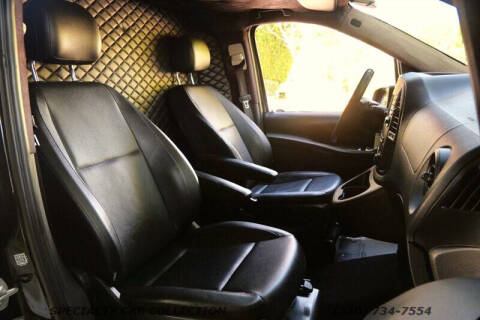 2018 Mercedes-Benz Metris Worker Passenger