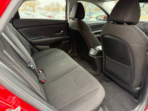 2023 Hyundai Elantra SEL