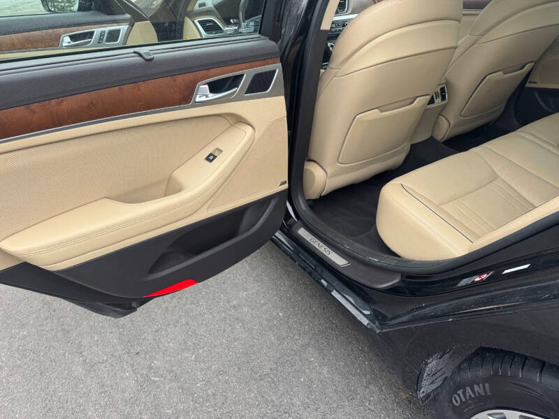 2017 Genesis G80 3.8