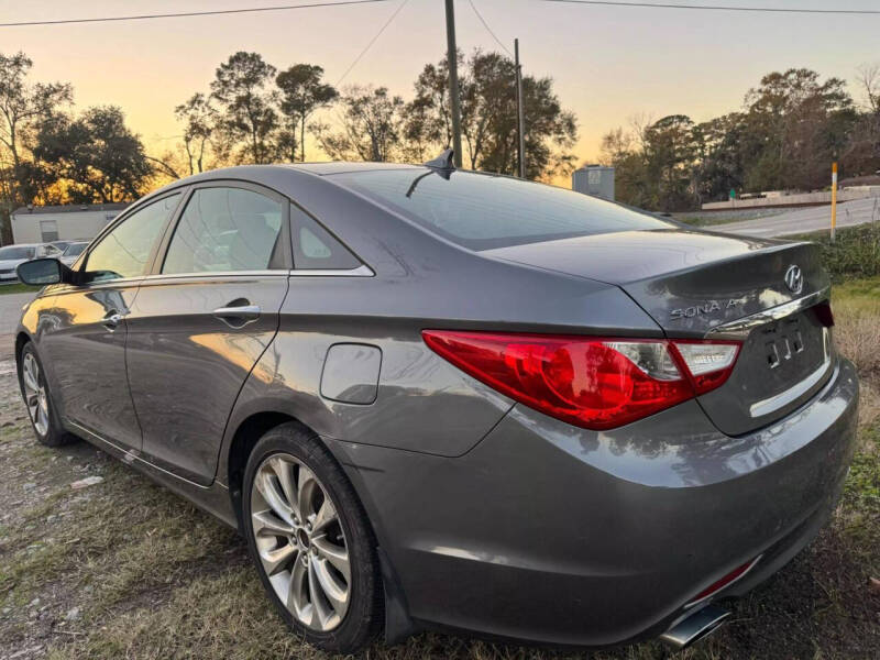 2011 Hyundai Sonata SE photo 7