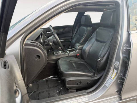 2016 Chrysler 300 C