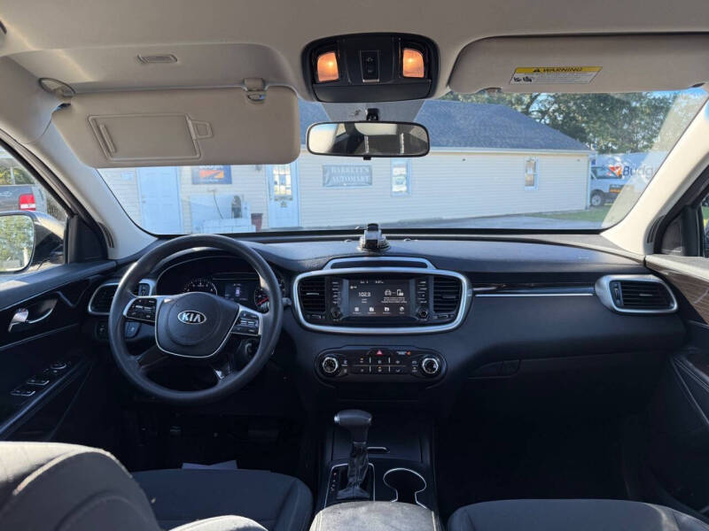 2019 Kia Sorento LX