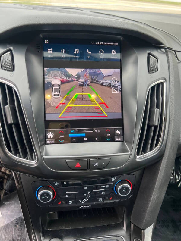 2018 Ford Focus Titanium