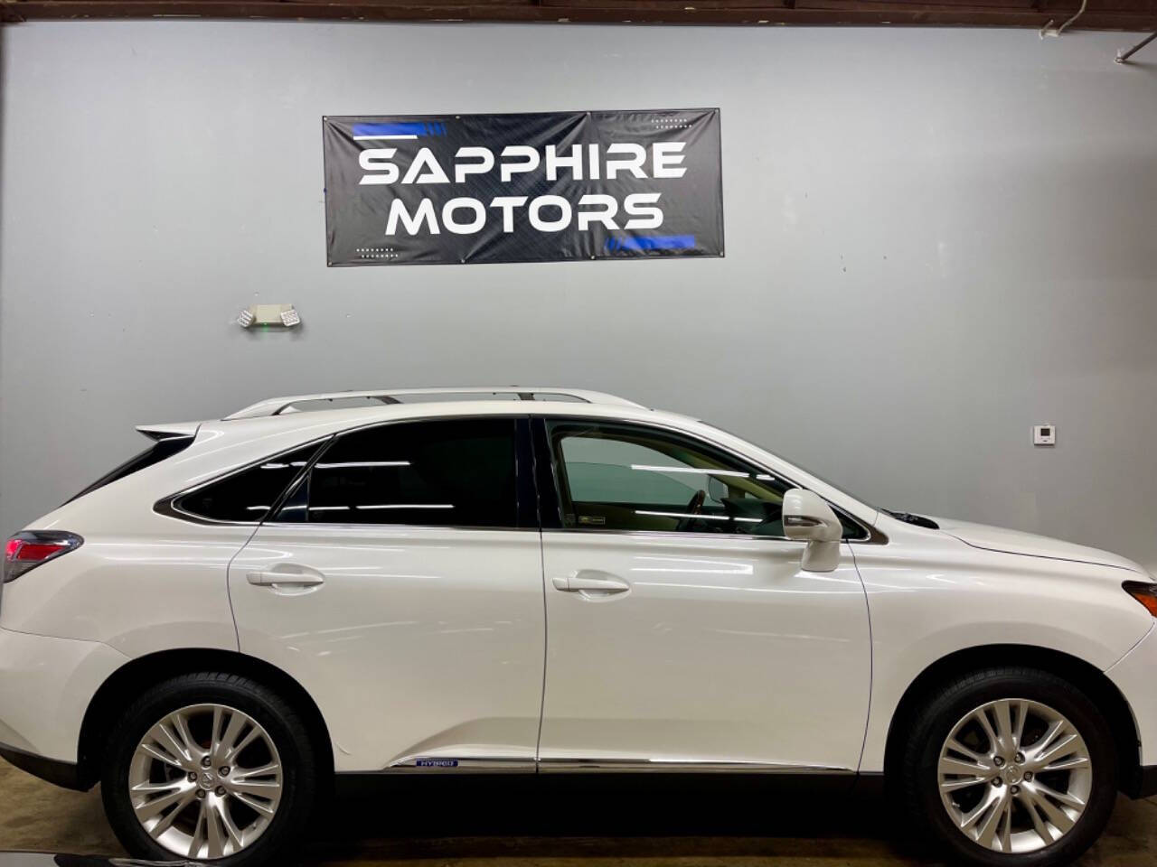 2010 Lexus RX 450h for sale at Sapphire Motors in Gurnee, IL