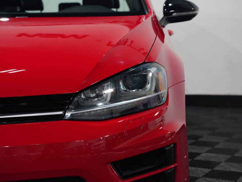 2016 Volkswagen Golf R 4Motion