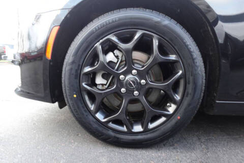 2023 Chrysler 300 Touring L