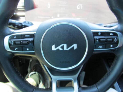 2025 Kia K5