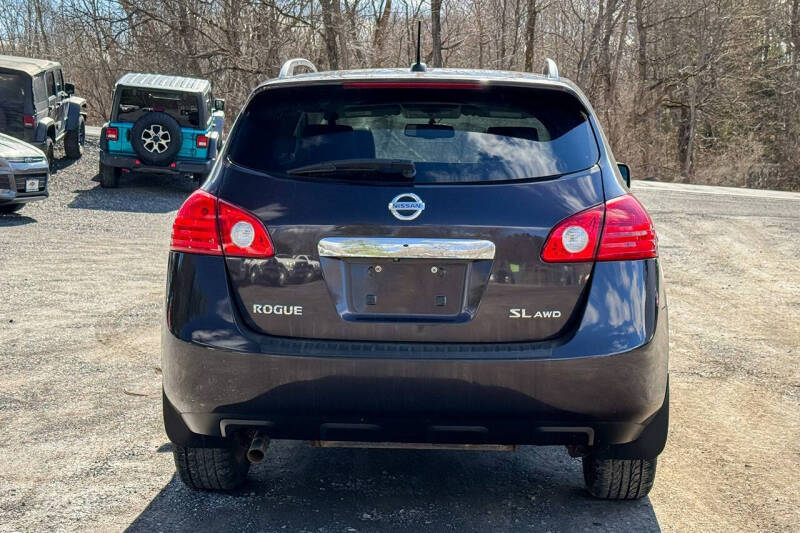 2011 Nissan Rogue SV