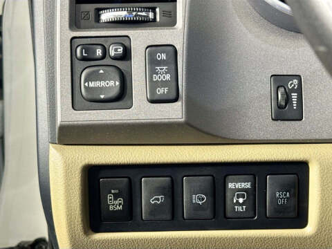 2013 Toyota Sequoia Platinum