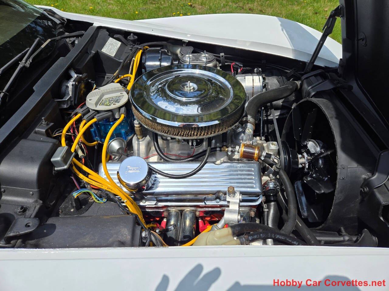 1976 Chevrolet Corvette 17