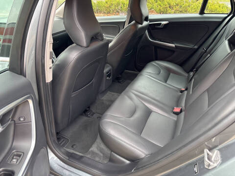 2016 Volvo V60 T5 Premier