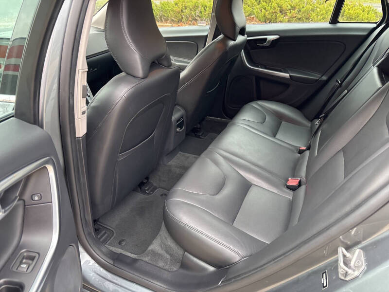 2016 Volvo V60 T5 Premier