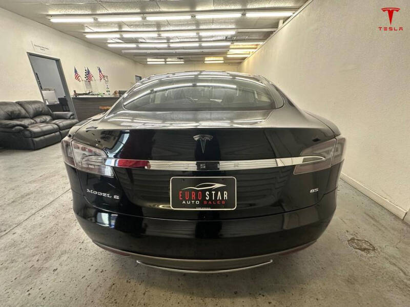 2013 Tesla Model S