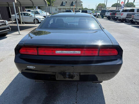 2013 Dodge Challenger SXT